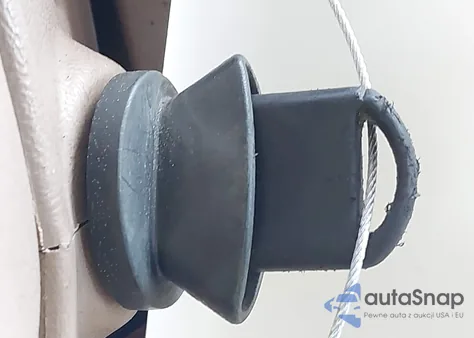 2001 Ford Explorer Sport Trac z USA, uszkodzony, nr VIN 1FMZU77E91UB99416